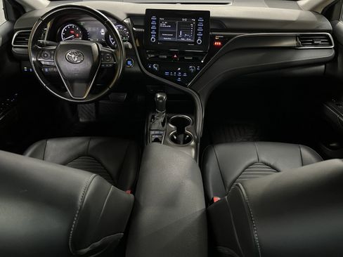 Used 2023 Toyota Camry SE image 12