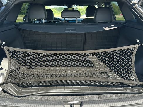 Used 2024 Volkswagen Atlas Cross Sport SE image 21