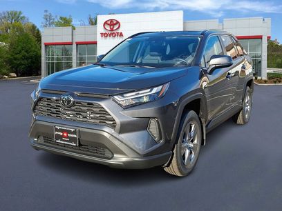 New 2025 Toyota RAV4 XLE