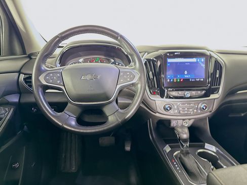 Used 2021 Chevrolet Traverse RS image 27