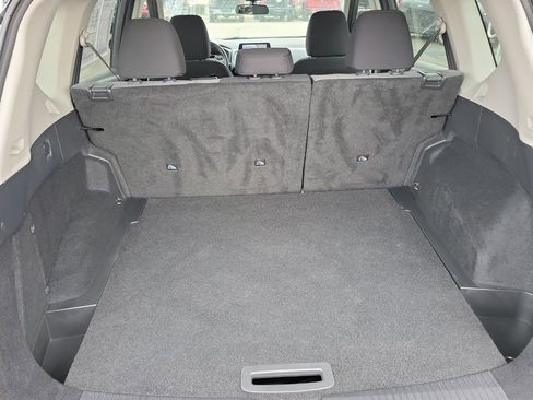 Used 2021 Nissan Rogue SV image 31