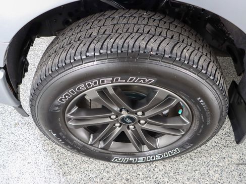 Used 2022 Ford F150 XLT w/ Equipment Group 302A High image 11