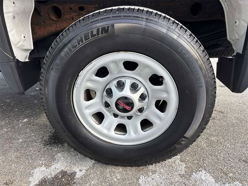 Certified 2022 GMC Sierra 2500 Pro w/ Convenience Package image 28