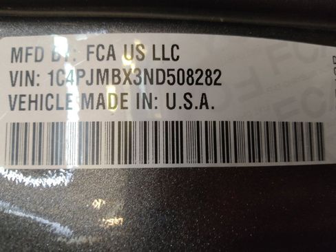 Used 2022 Jeep Cherokee Trailhawk w/ Trailer Tow Group image 33