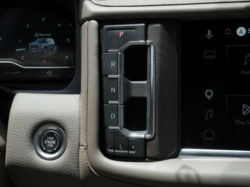 Used 2023 GMC Yukon XL Denali RWD image 15