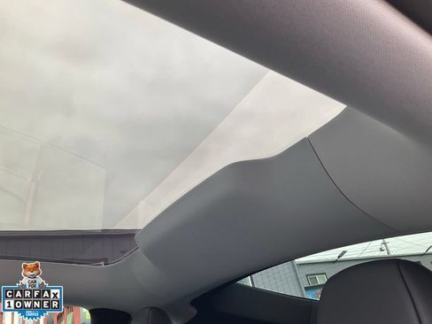 Used 2026 Tesla Model Y AWD image 33