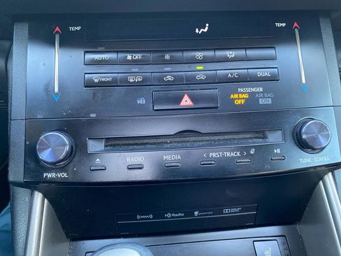 Used 2014 Lexus IS 250 AWD w/ Navigation Package image 14