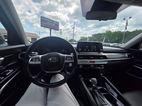 Used 2020 Kia Telluride S FWD image 14