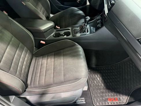 Used 2019 Volkswagen Jetta GLI image 28