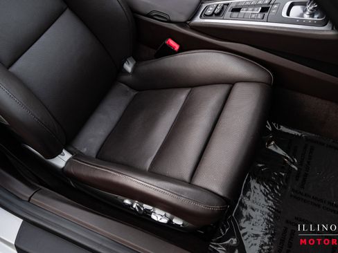 Used 2014 Porsche 911 Turbo image 38