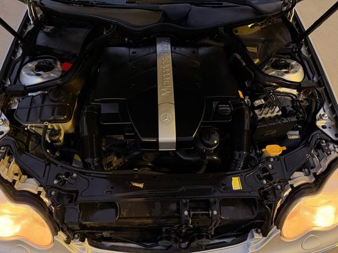 Used 2002 Mercedes-Benz C 320 Wagon image 24