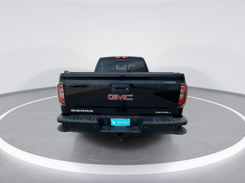 Used 2017 GMC Sierra 1500 Denali w/ Denali Ultimate Package image 7
