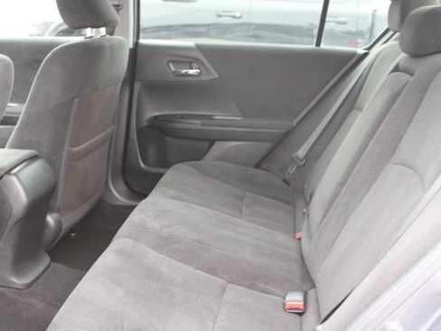 Used 2013 Honda Accord LX image 28