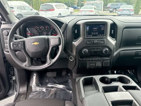 Used 2025 Chevrolet Silverado 1500 Custom w/ Turbomax Blackout Package AWD/4WD image 16