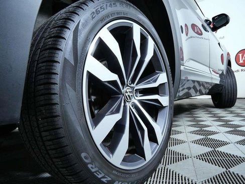 Used 2023 Volkswagen Atlas SEL Premium AWD/4WD image 9