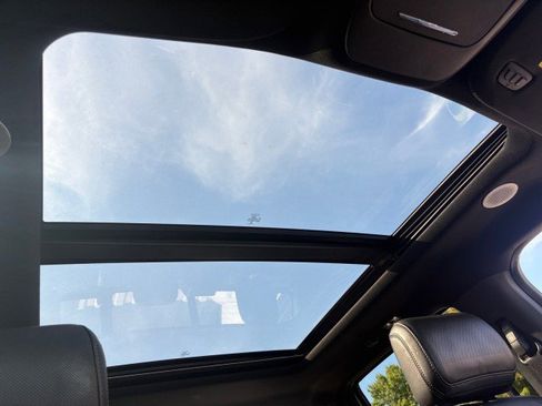 Used 2021 Ford F150 Platinum w/ Equipment Group 701A High image 4