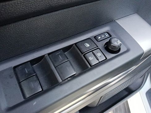 Used 2025 Toyota Sequoia SR5 image 12