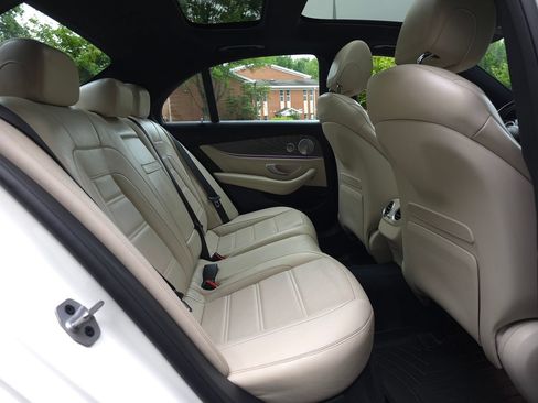 Used 2021 Mercedes-Benz E 53 AMG 4MATIC Sedan image 19