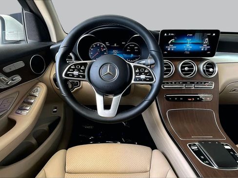 Used 2020 Mercedes-Benz GLC 300 image 6