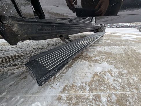 Used 2024 Jeep Grand Wagoneer L Series II w/ Quick Order Packagew 28T image 55