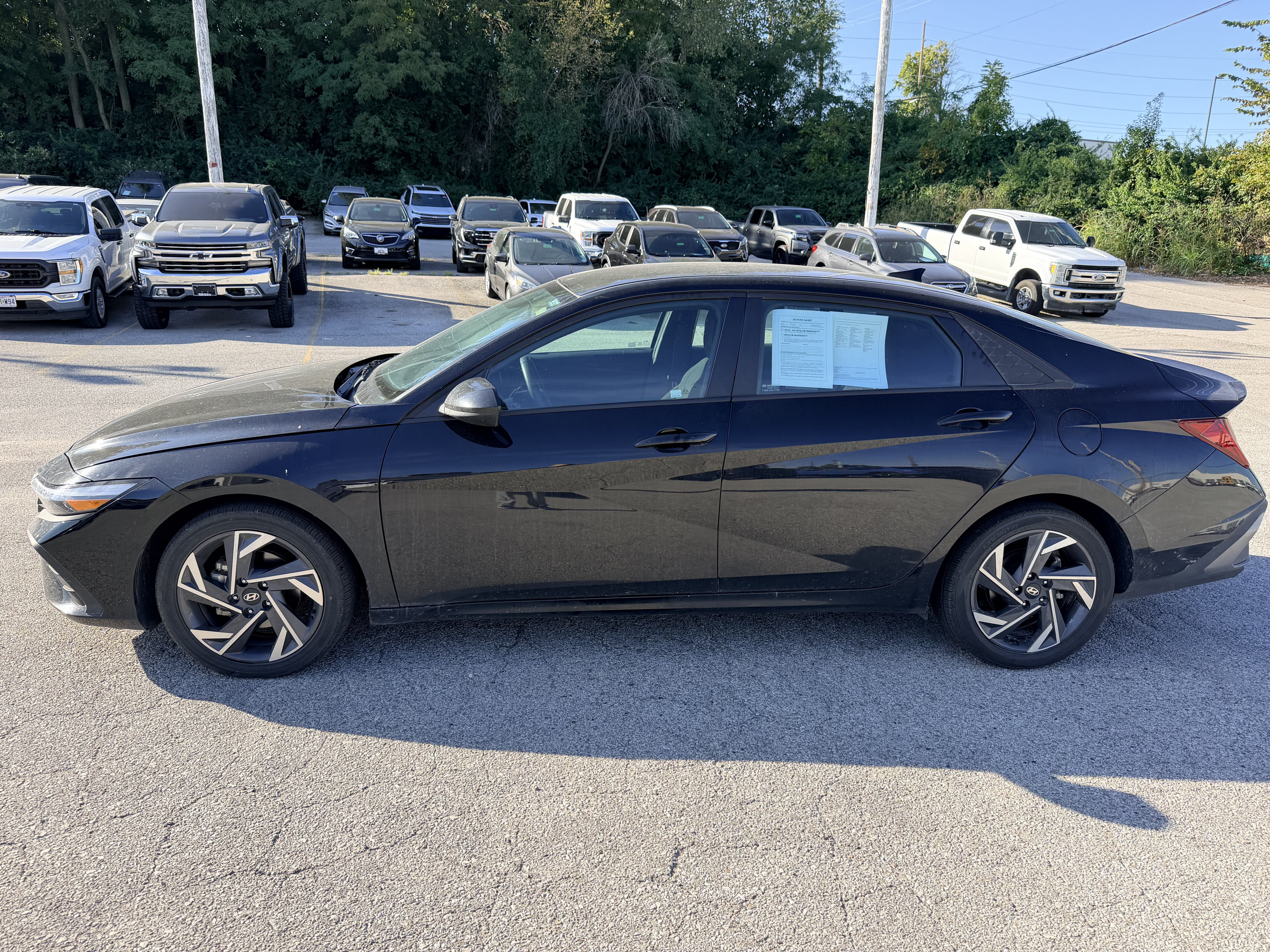 Used 2025 Hyundai Elantra SEL FWD image 4