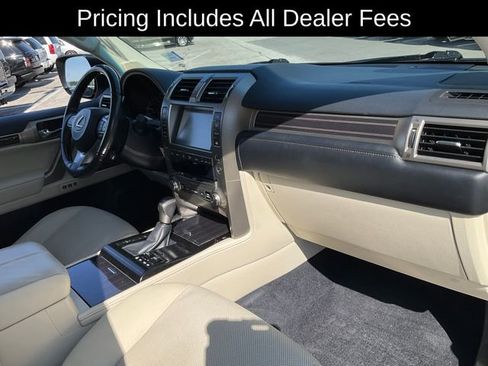 Used 2020 Lexus GX 460 Premium w/ Premium Package AWD/4WD image 23