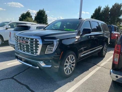Certified 2025 GMC Yukon XL Denali w/ Sun & Power Step Package AWD/4WD image 3