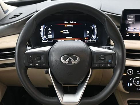 Used 2023 INFINITI QX60 Luxe w/ Vision Package image 29