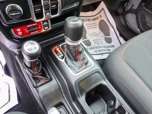 Used 2022 Jeep Wrangler Unlimited Rubicon image 21