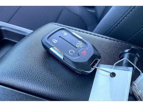 Used 2019 Chevrolet Silverado 1500 LT Trail Boss w/ Convenience Package AWD/4WD image 14
