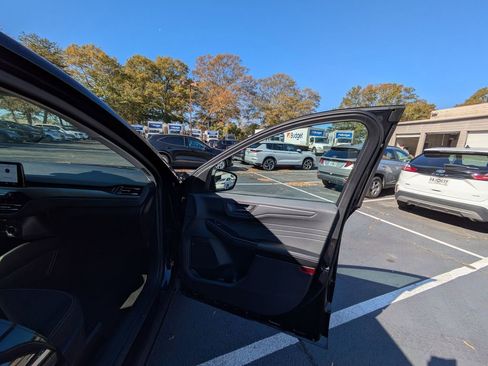 Used 2025 Ford Escape Active image 29