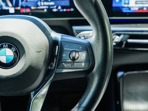 Used 2023 BMW X1 xDrive28i AWD/4WD image 43