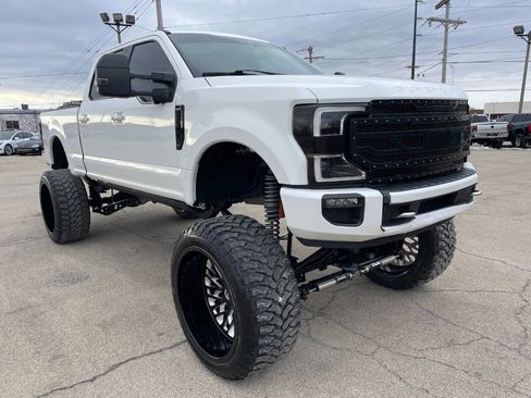 Used 2020 Ford F250 Platinum w/ FX4 Off-Road Package image 8