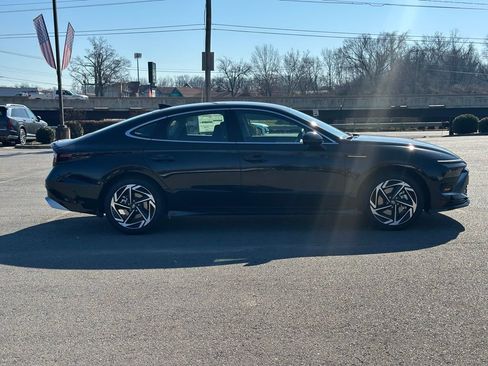New 2026 Hyundai Sonata SEL FWD image 9