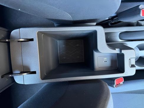 New 2025 Nissan Versa SV w/ Trunk Package image 24