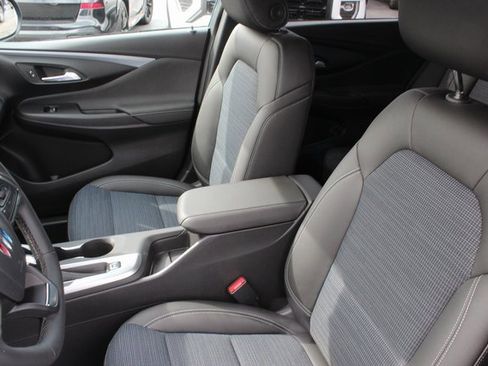 New 2025 Buick Envista Preferred w/ Convenience I Package image 2