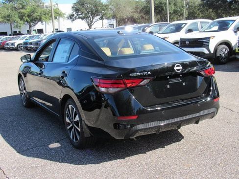 New 2025 Nissan Sentra SV w/ SV Premium Package image 5