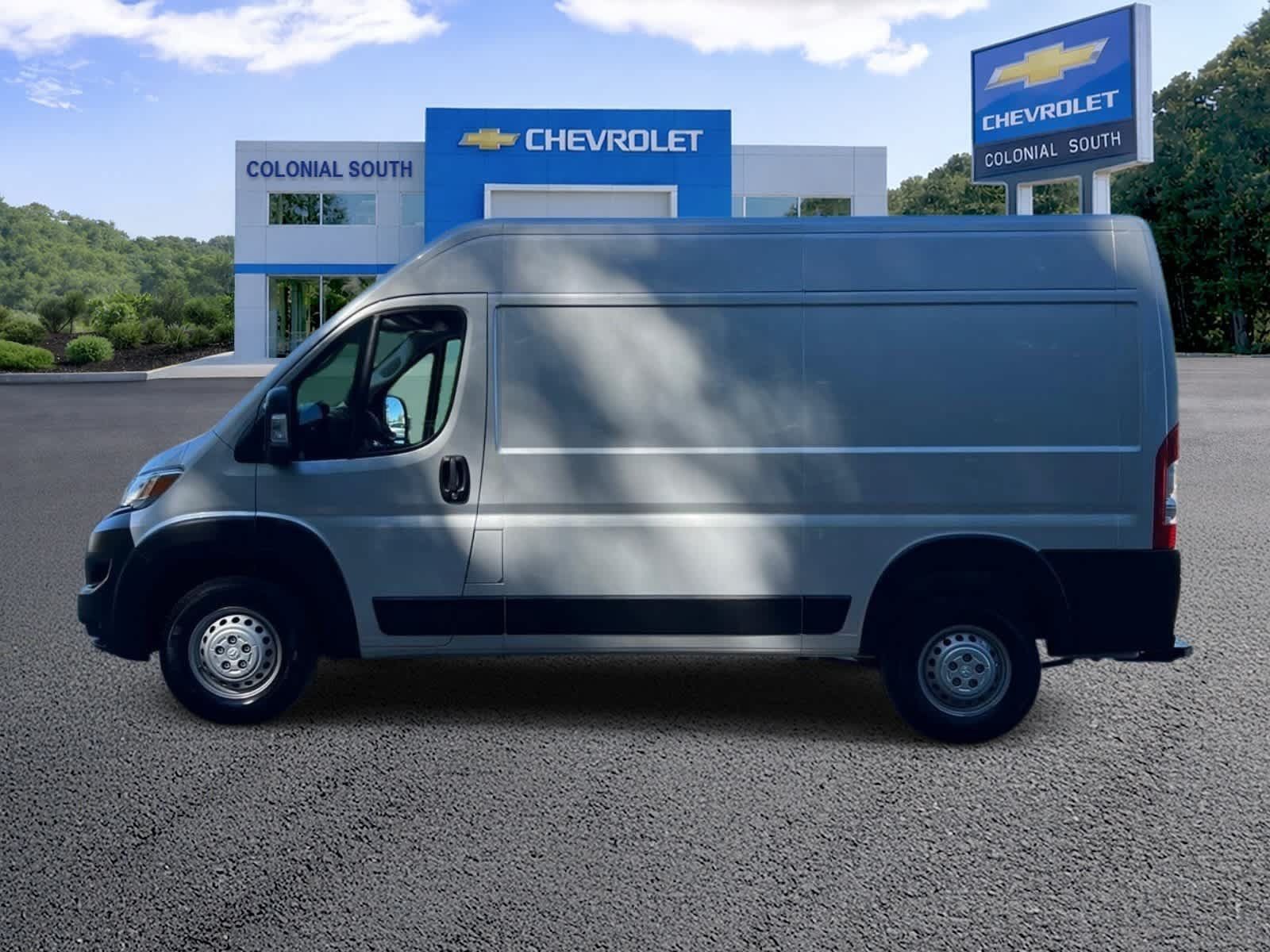 Used 2024 RAM ProMaster 2500 w/ Power Group FWD image 3