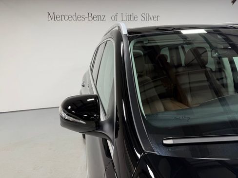 Used 2026 Mercedes-Benz GLS 450 4MATIC image 12