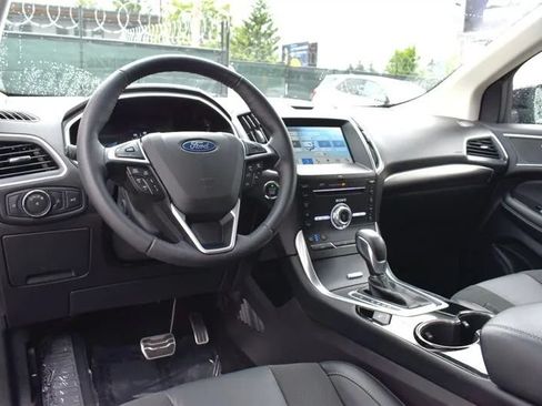 Used 2018 Ford Edge Sport w/ Equipment Group 401A AWD/4WD image 3