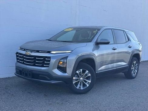 Certified 2026 Chevrolet Equinox LT w/ Convenience Package II image 1