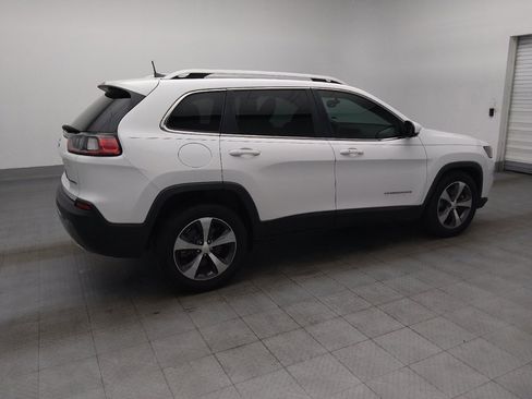 Used 2019 Jeep Cherokee Limited FWD image 10