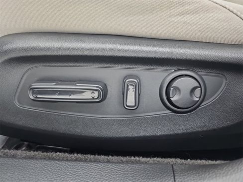 Certified 2024 Honda Accord EX image 30