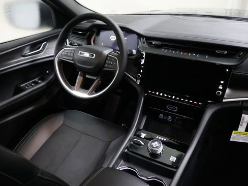 New 2026 Jeep Grand Cherokee Laredo image 19