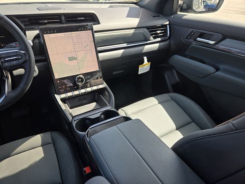 New 2026 GMC Terrain AT4 w/ Convenience Package III AWD/4WD image 29