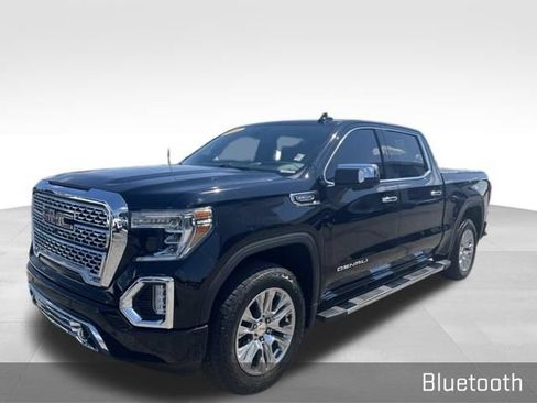 Used 2020 GMC Sierra 1500 Denali w/ Technology Package AWD/4WD image 3