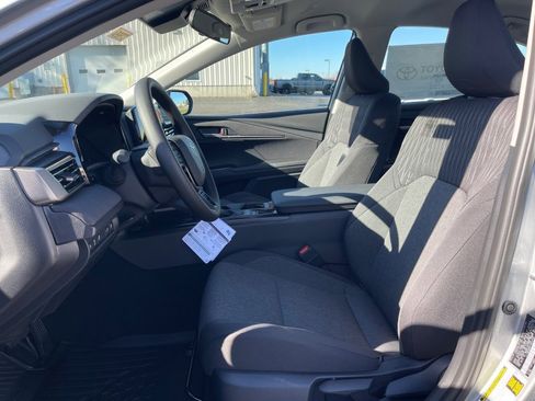 New 2026 Toyota Camry LE image 9