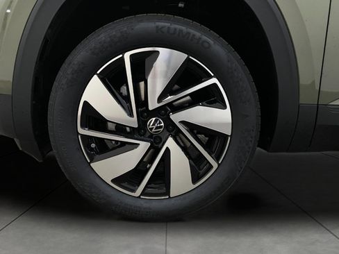 New 2026 Volkswagen Atlas SE image 13