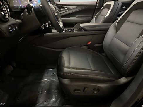Used 2024 Chevrolet Blazer EV LT AWD/4WD image 40