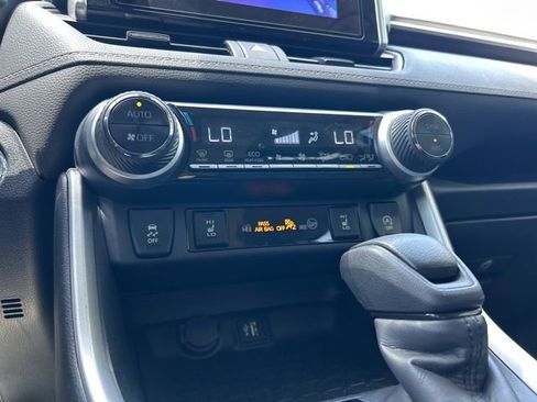 Used 2024 Toyota RAV4 XLE w/ Convenience Package AWD/4WD image 21